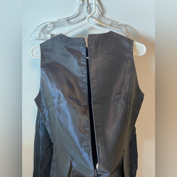 Vera wang two piece skirt and tank - Picture 6 of 9